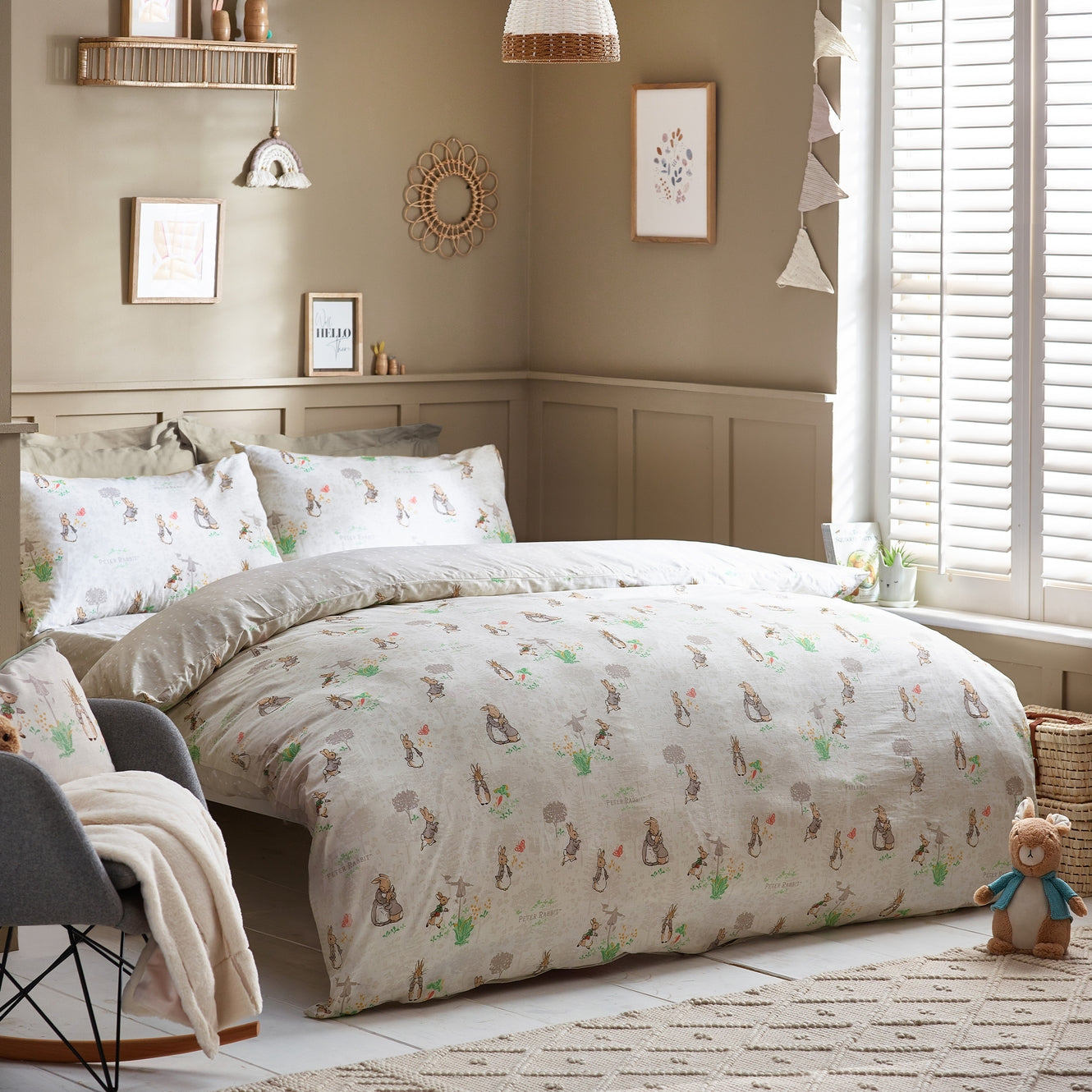 Riva Home Classic Peter Rabbit™ 100% Cotton Duvet Cover Set Natural